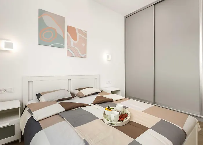 Lana Luxe Appartement Pula