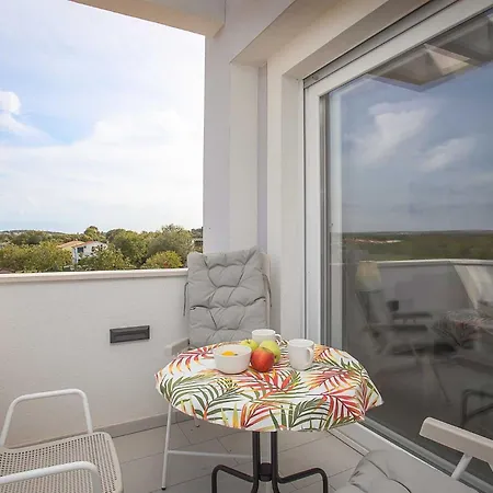Lana Luxe Apartman *